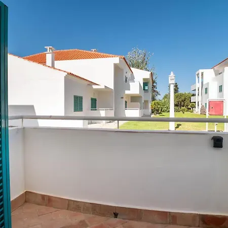 דירה Prainha & Pool אלבור